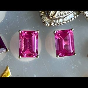 Earrings 14k white gold with pink precious stone